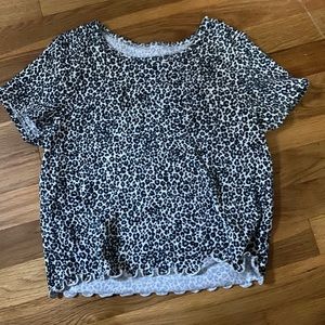 american eagle cheetah print shirt